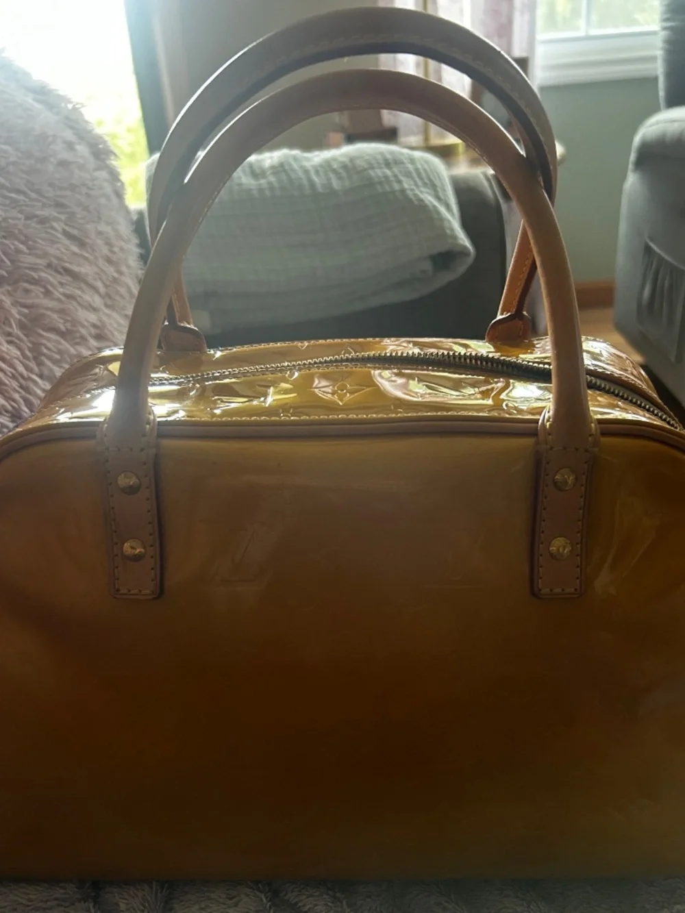 Louis Vuitton Bag Square Vernis Yellow Thompson Tote